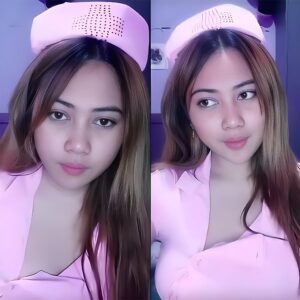 MENIKMATI TUBUH INDAH DOKTER DEWI