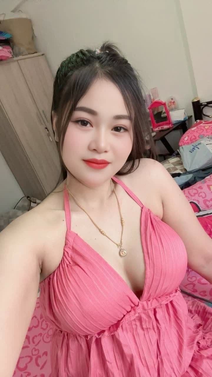 ANAK TANTE YANG KUHAMILI