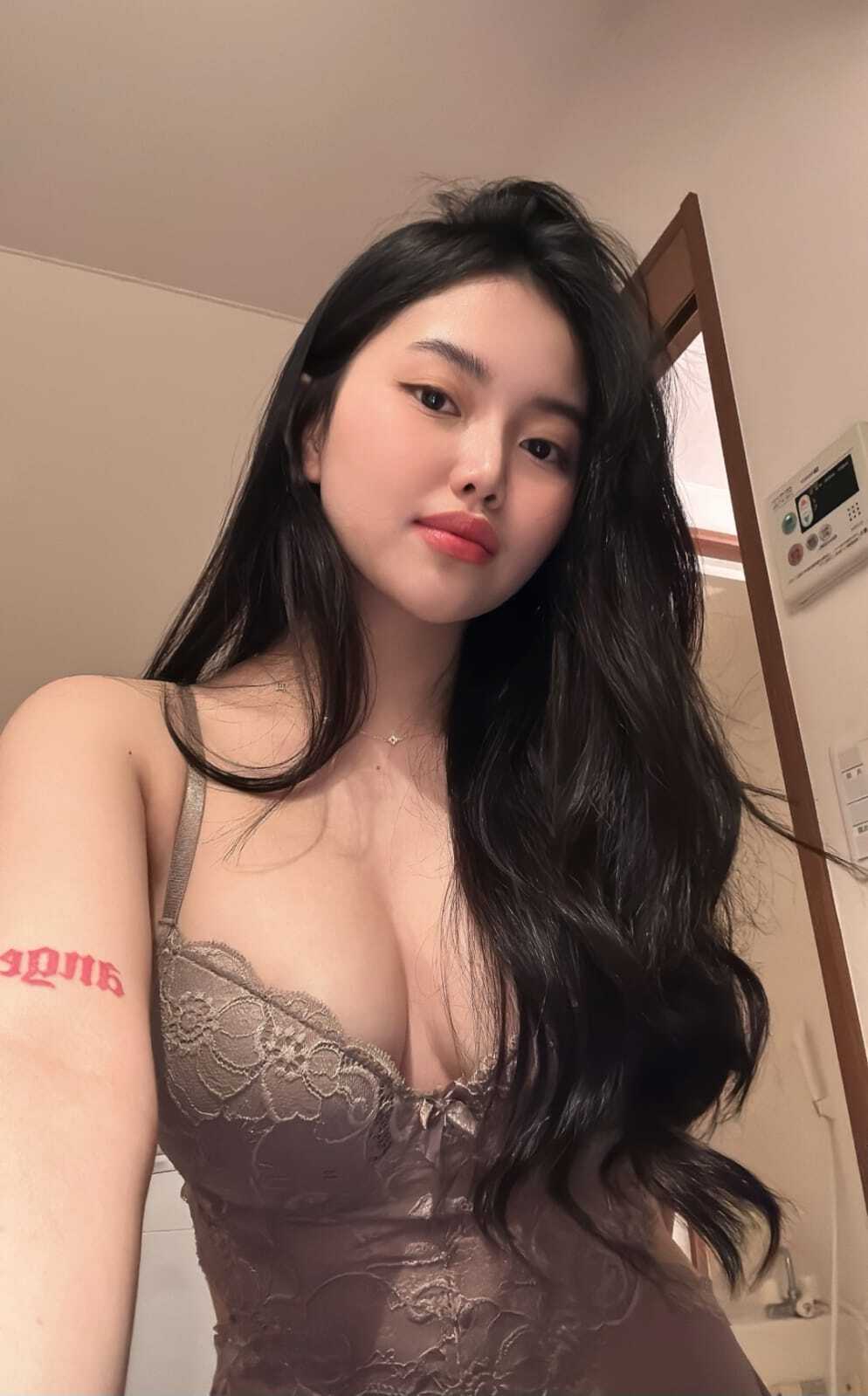 BERCINTA DI RUANG KOMPUTER