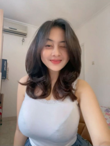 KUGODA PEMBANTUKU YANG MASIH PERAWAN