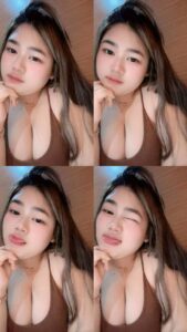 MENIKMATI TUBUH SEXY PEMBANTUKU