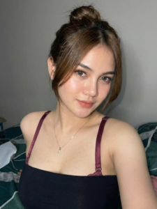 DI PUASKAN OLEH WANITA TERAPIS CANTIK KETIKA TINGGAL DI BANDUNG