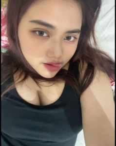 BERHUBUNGAN BADAN DENGAN WANITA CANTIK DAN SEKSI