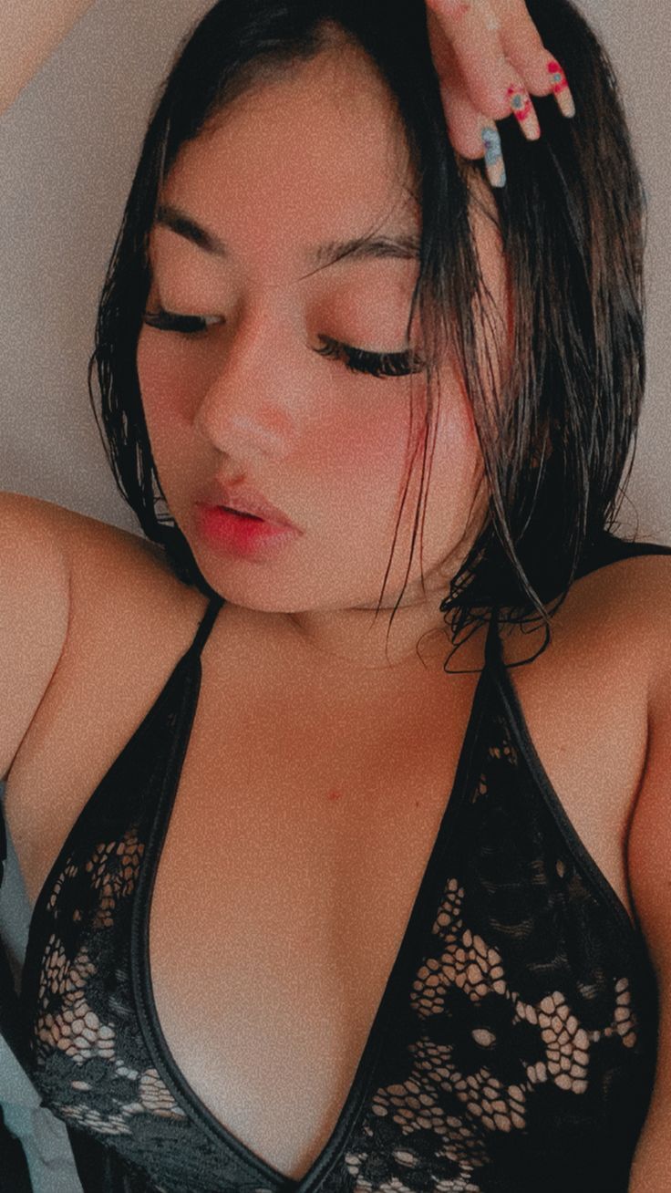 BERHUBUNGAN BADAN DENGAN FANI DAN CHRISTINA PEMAIN VOLI SEKOLAH YANG MANIS